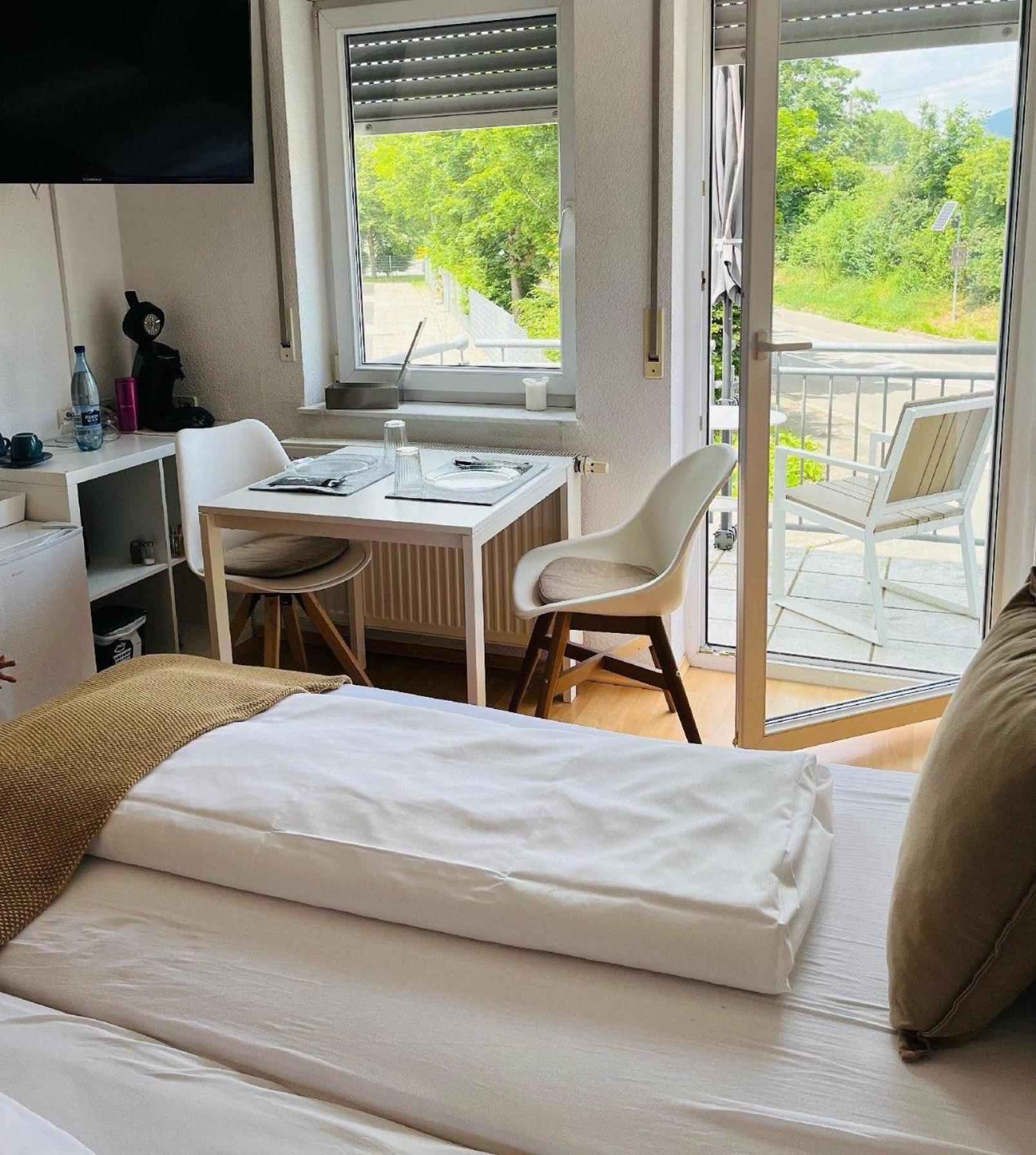 Am Landhaus - Gästezimmer&Frühstück Walsheim Habitación foto
